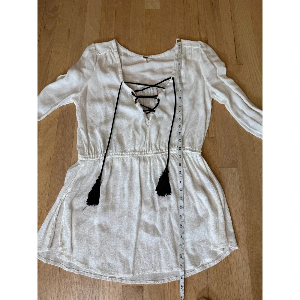 FREE PEOPLE Lace Up Tassel Tunic Blouse Womens White Boho Peasant Top Size M